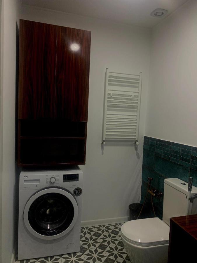 Geverse Apartment Batumi Exterior photo